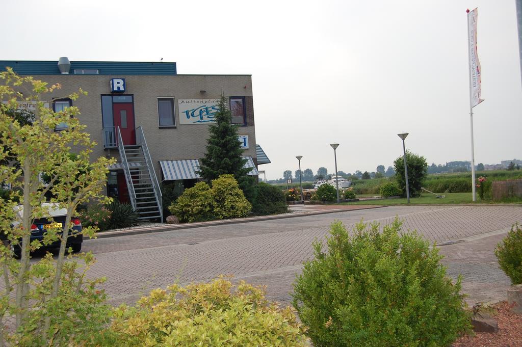 Buitenplaats T Ges Sneek Exterior photo