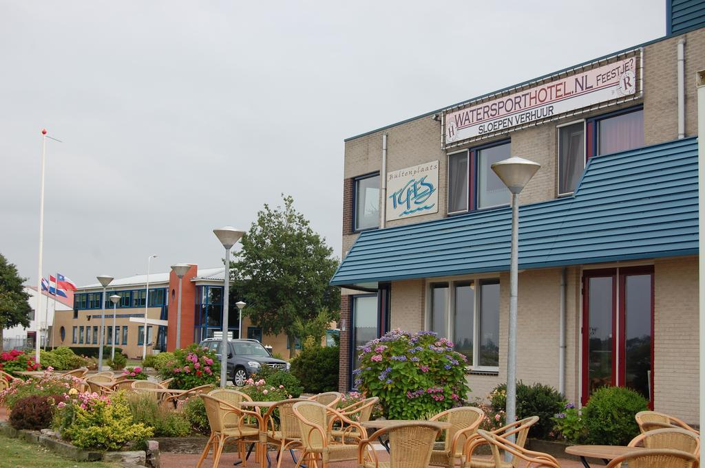 Buitenplaats T Ges Sneek Exterior photo